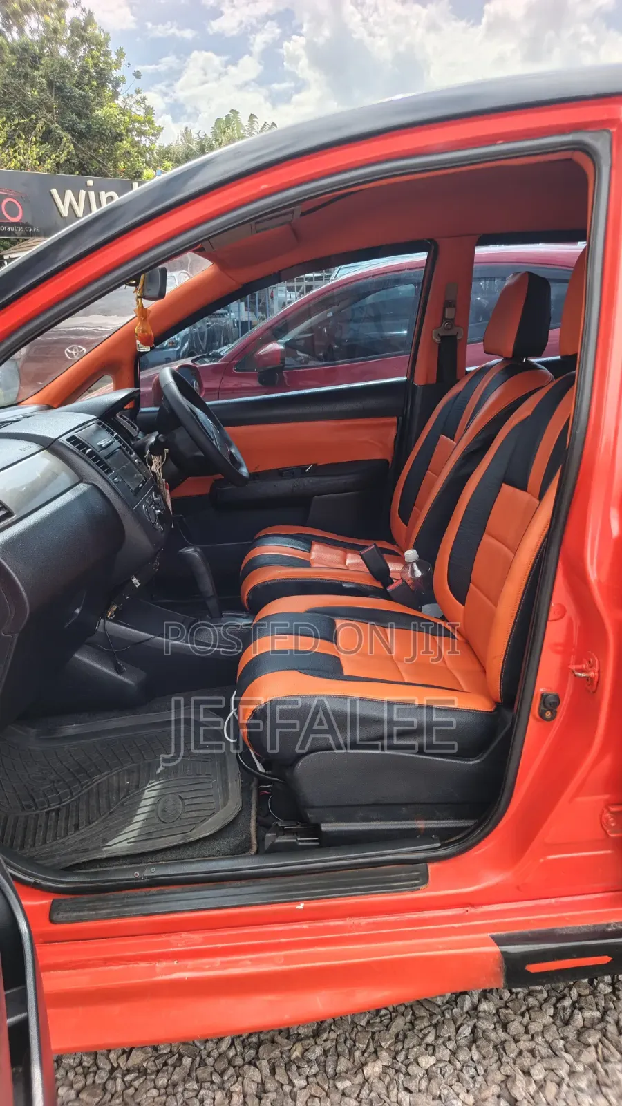 Nissan Tiida 1.5L 16V 2010