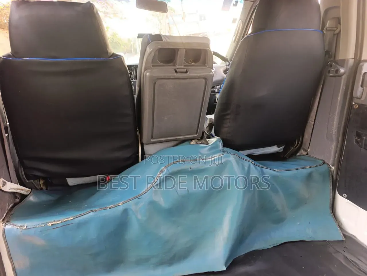Nissan Caravan (Urvan) 2008