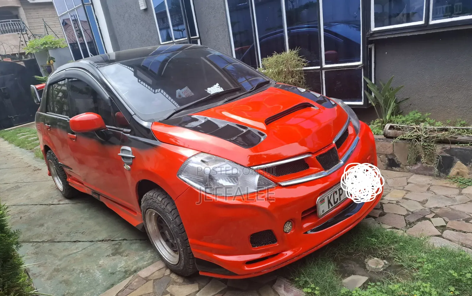 Nissan Tiida 1.5L 16V 2010