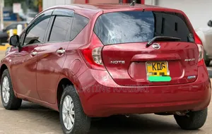 Nissan Note 2014 Red