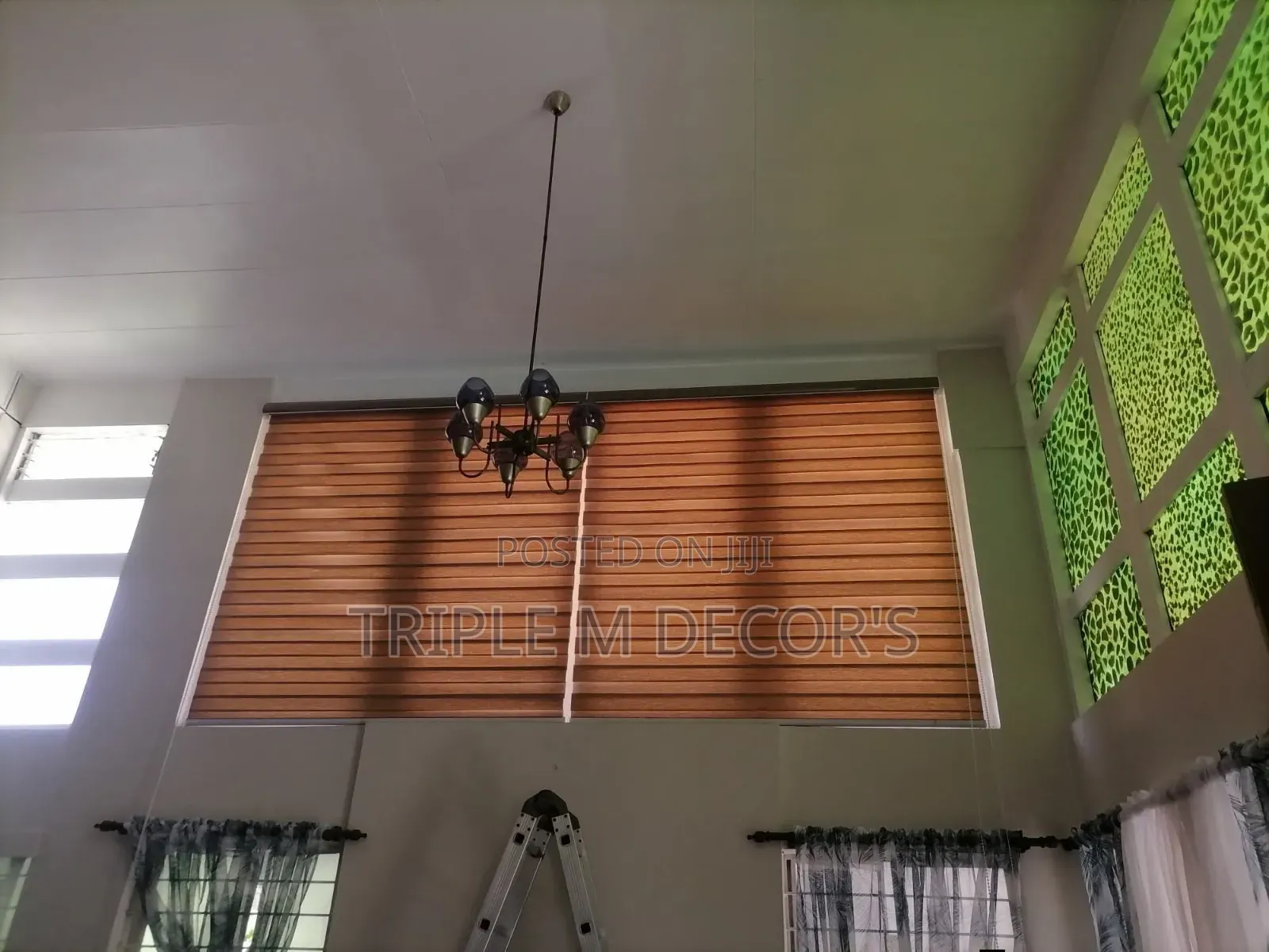 Roller Window Blinds – Modern & Easy to Use