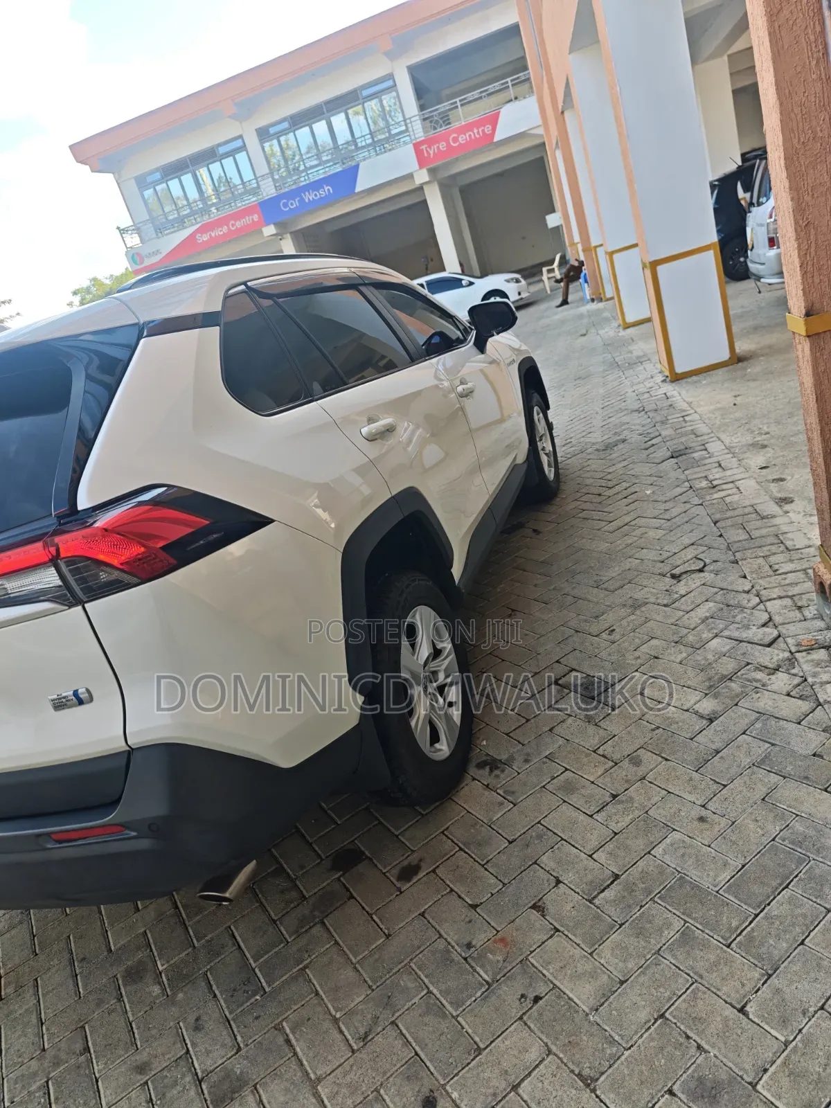 Toyota RAV4 2019 White