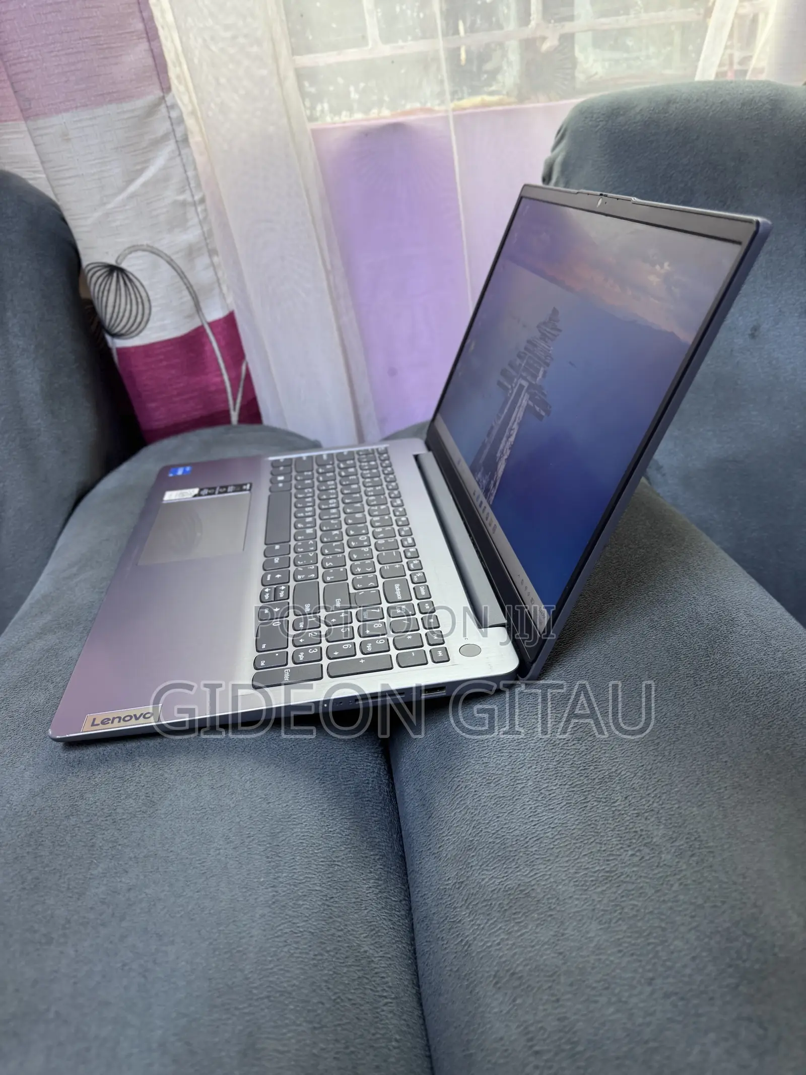 Laptop Lenovo Ideapad 3 4GB Intel Core i3 SSD 256GB