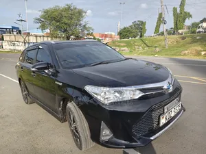 Toyota Corolla Fielder 1.5 Hybrid FWD 2019 Black