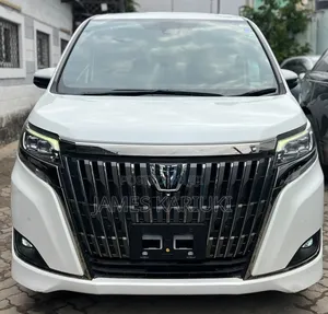 Toyota Esquire 2019 White
