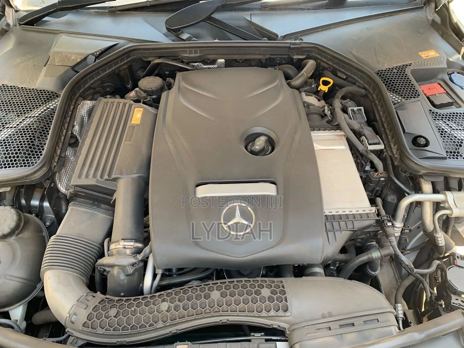 Mercedes-Benz C200 2016 Silver