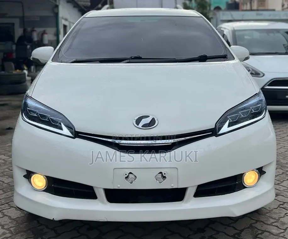 Toyota Wish 2015 White