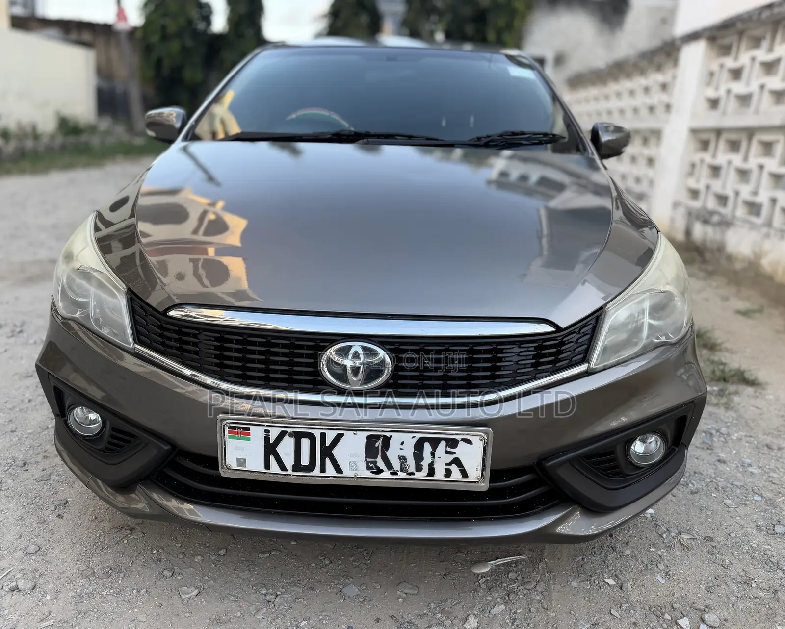 Toyota Belta 2022 Gray