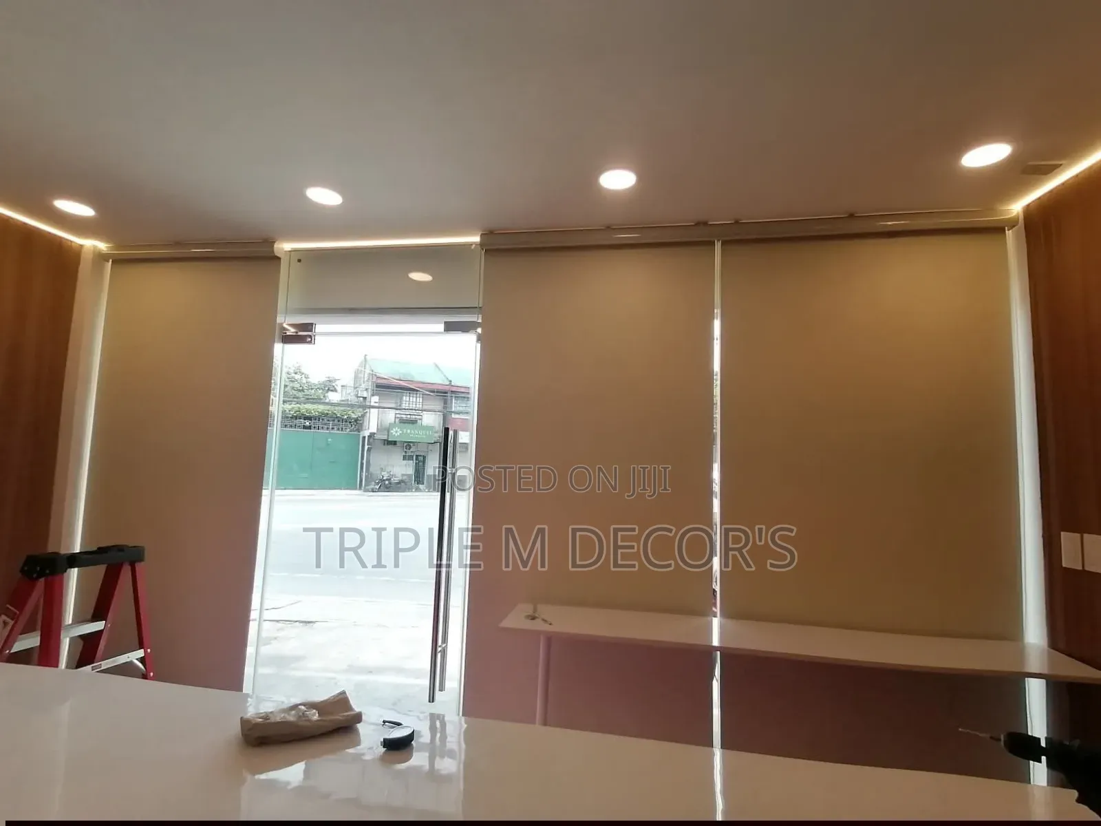 Fancy Window Blinds – Elegant Modern Design for Stylish Interiors
