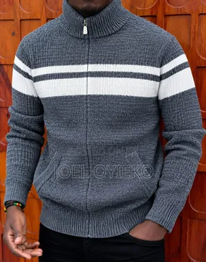 Heavy Zipped Sweaters
