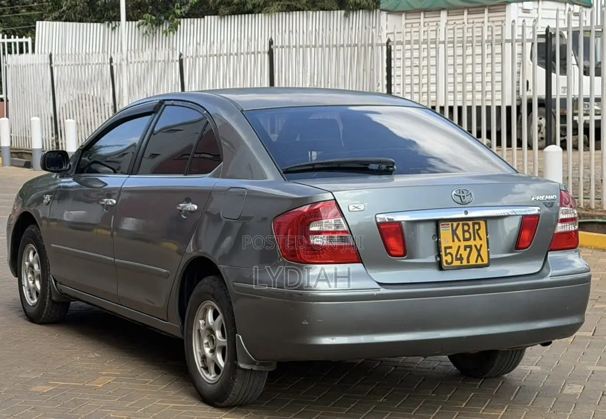 Toyota Premio 2005 Gray