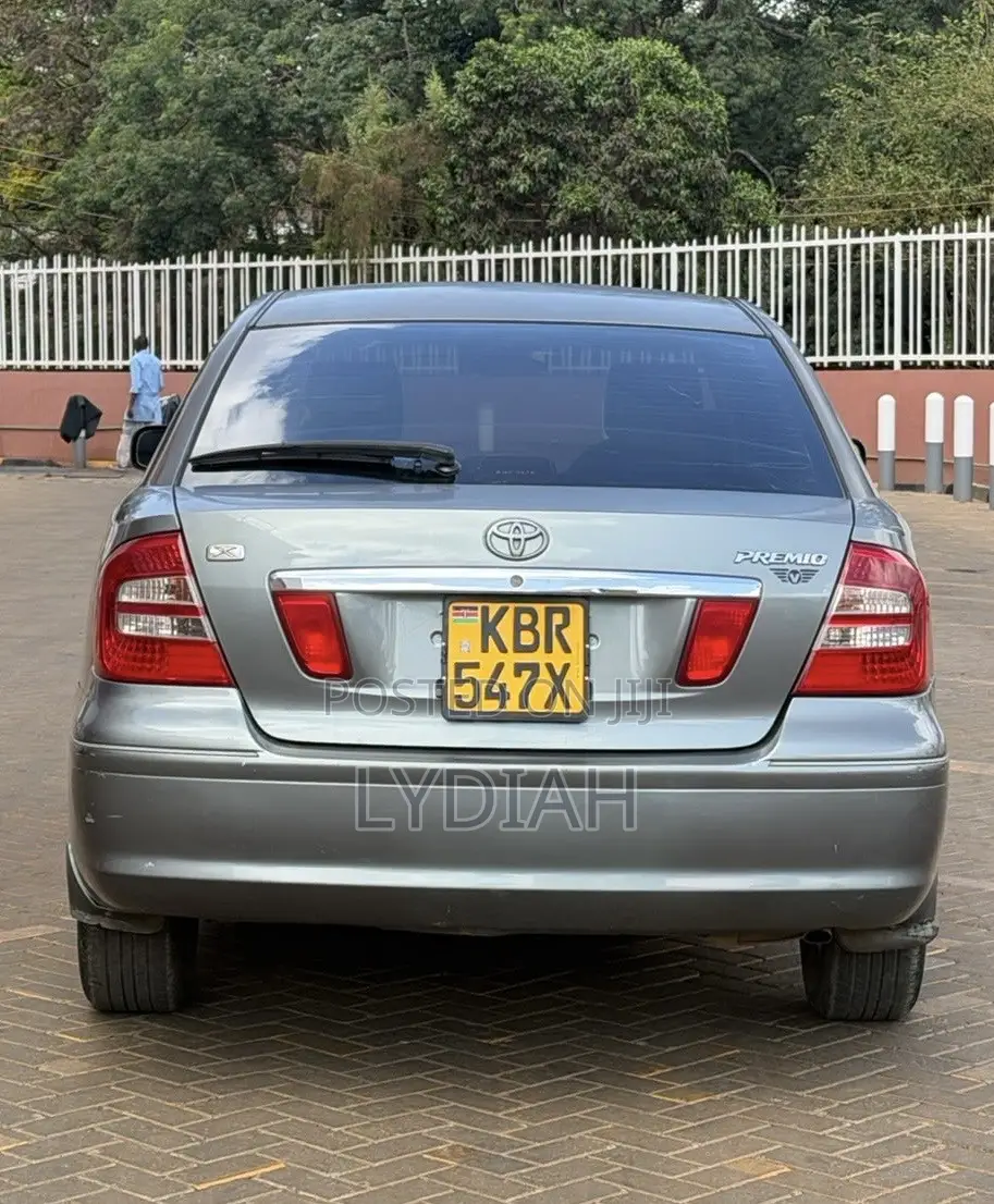 Toyota Premio 2005 Gray