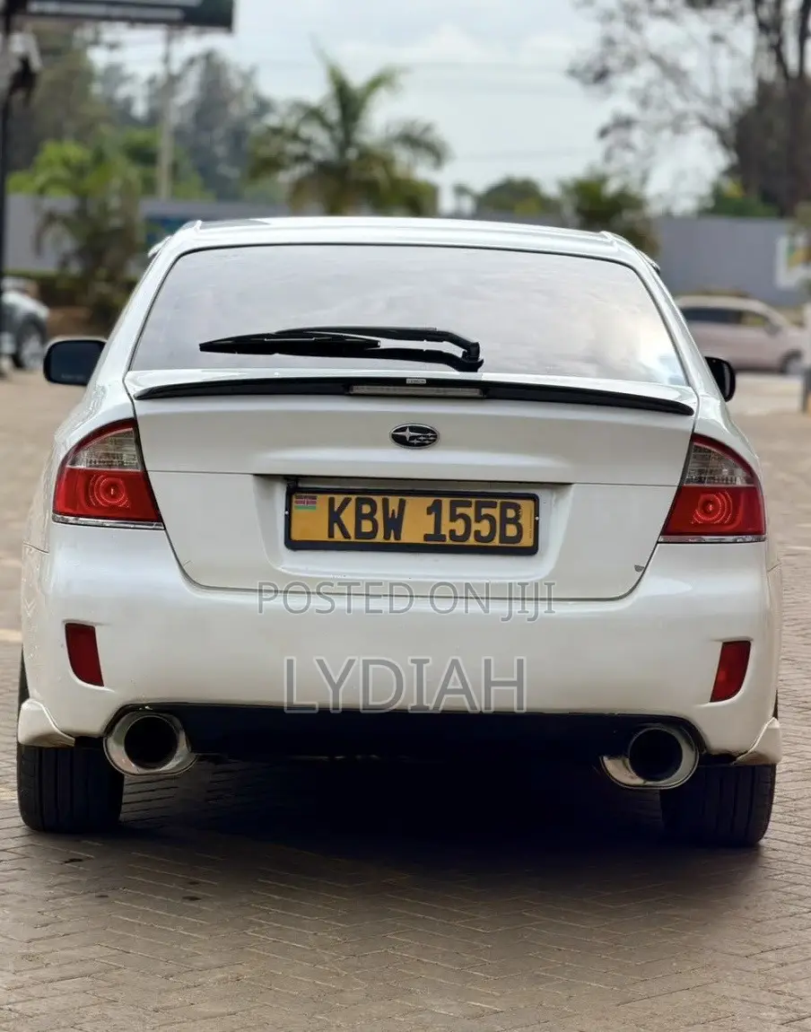 Subaru Legacy 2006 White