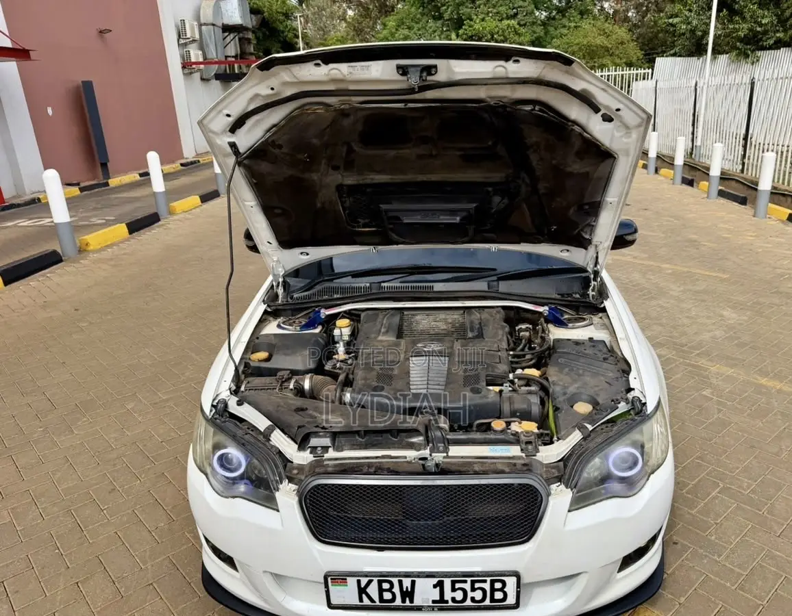 Subaru Legacy 2006 White