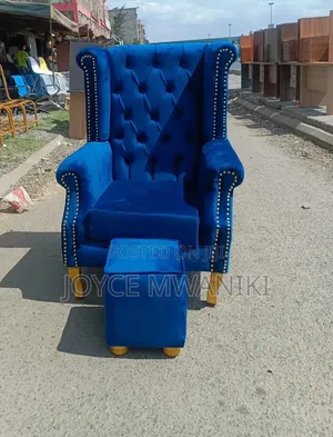 Pedicure Deep Royal Blue With a Stool