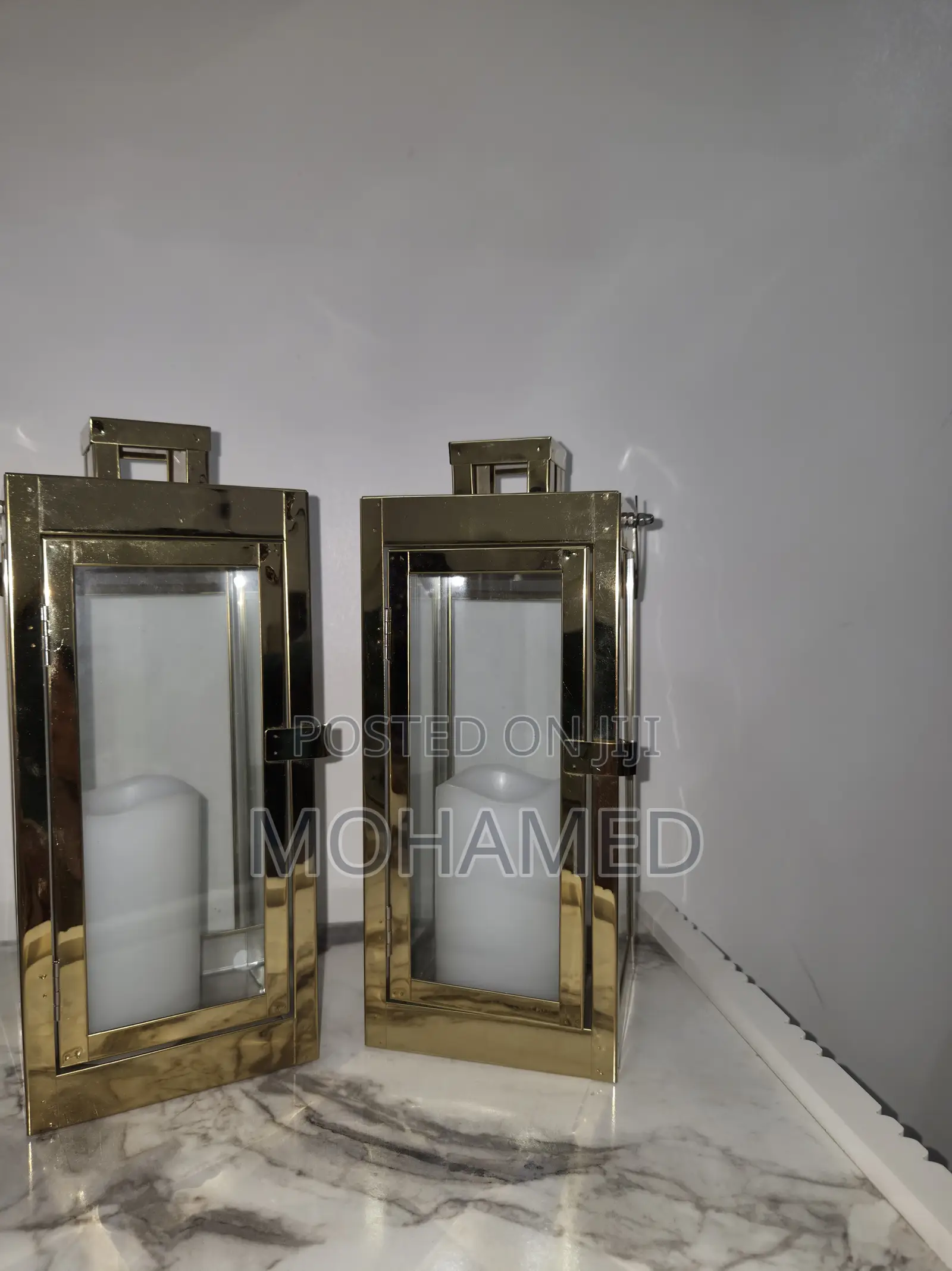 Gold Lanterns
