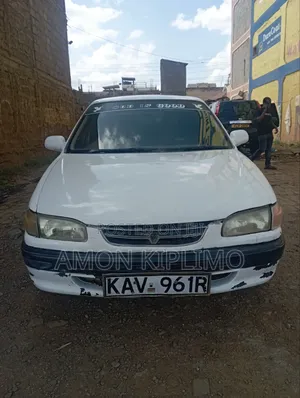 Toyota Corolla Sedan Automatic 1998 White