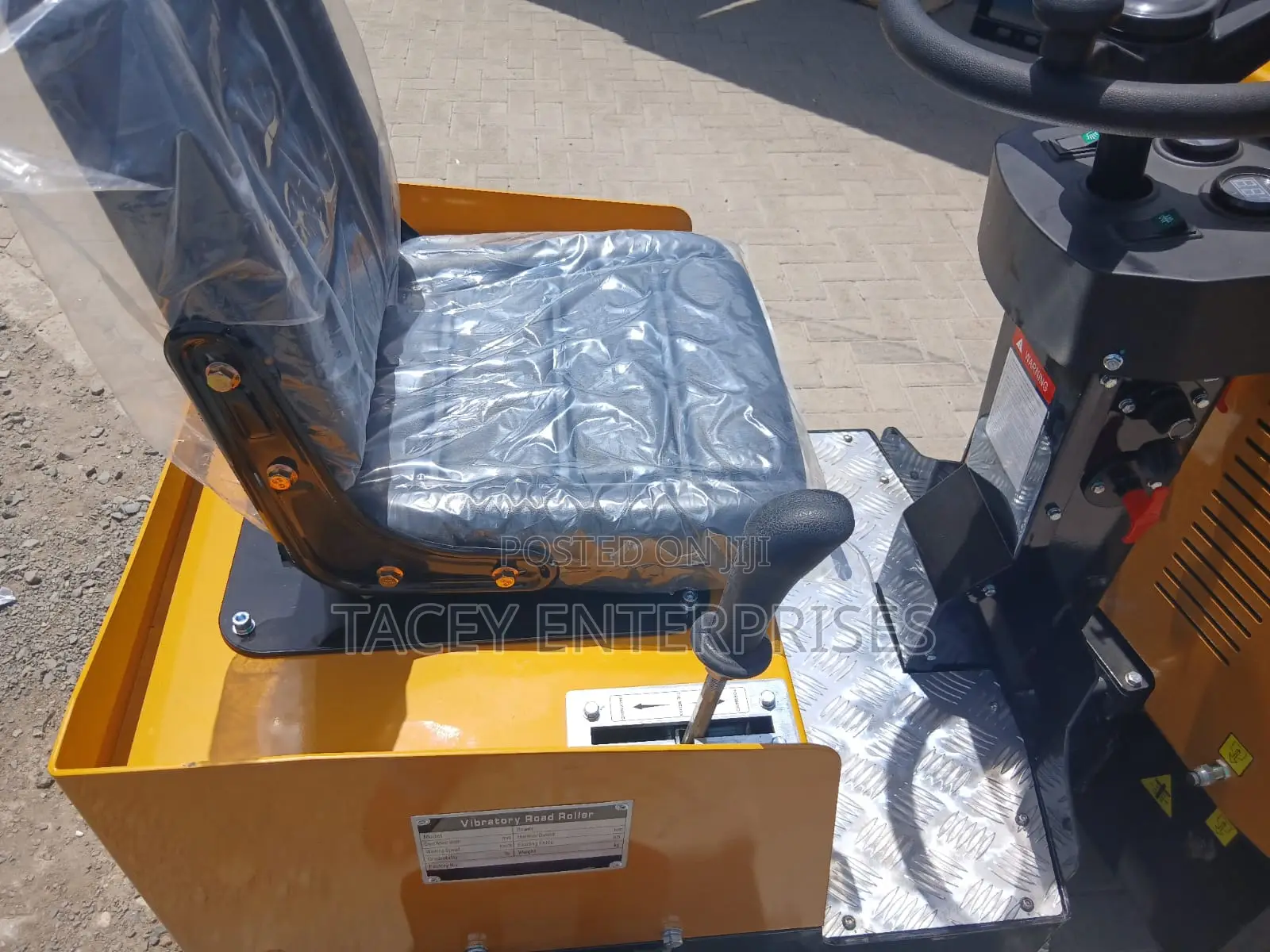 Double Drum Road Sit on Roller/Compactor/ Driven Roller