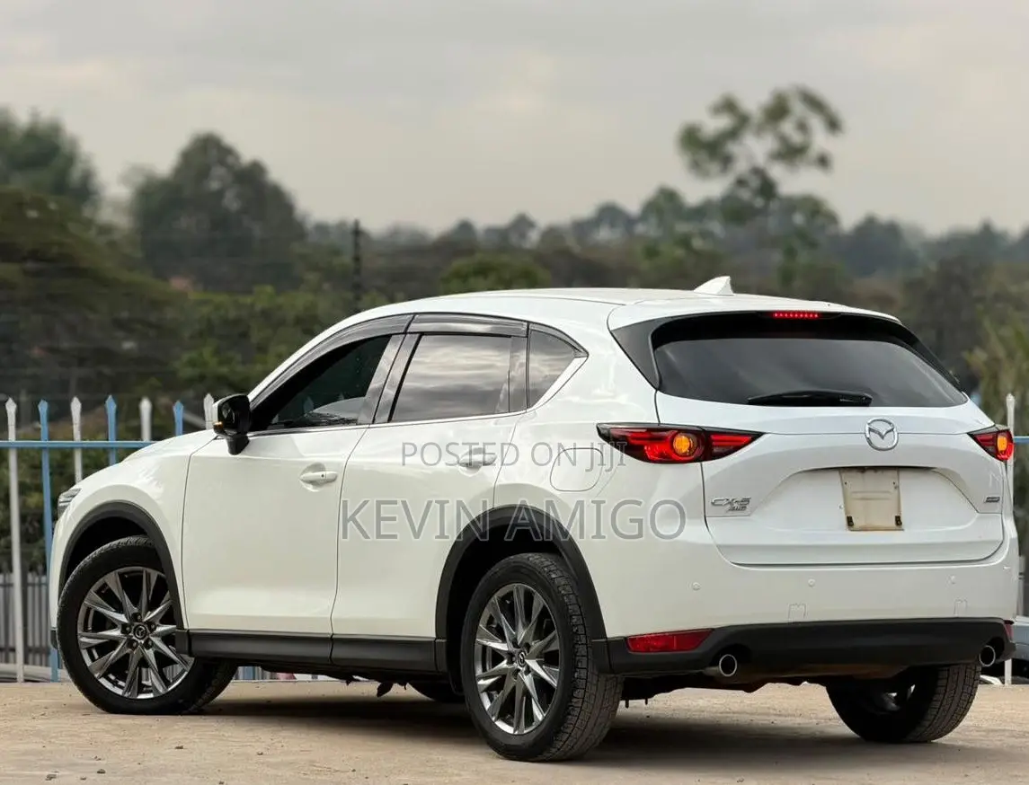 Mazda CX-5 2019 White