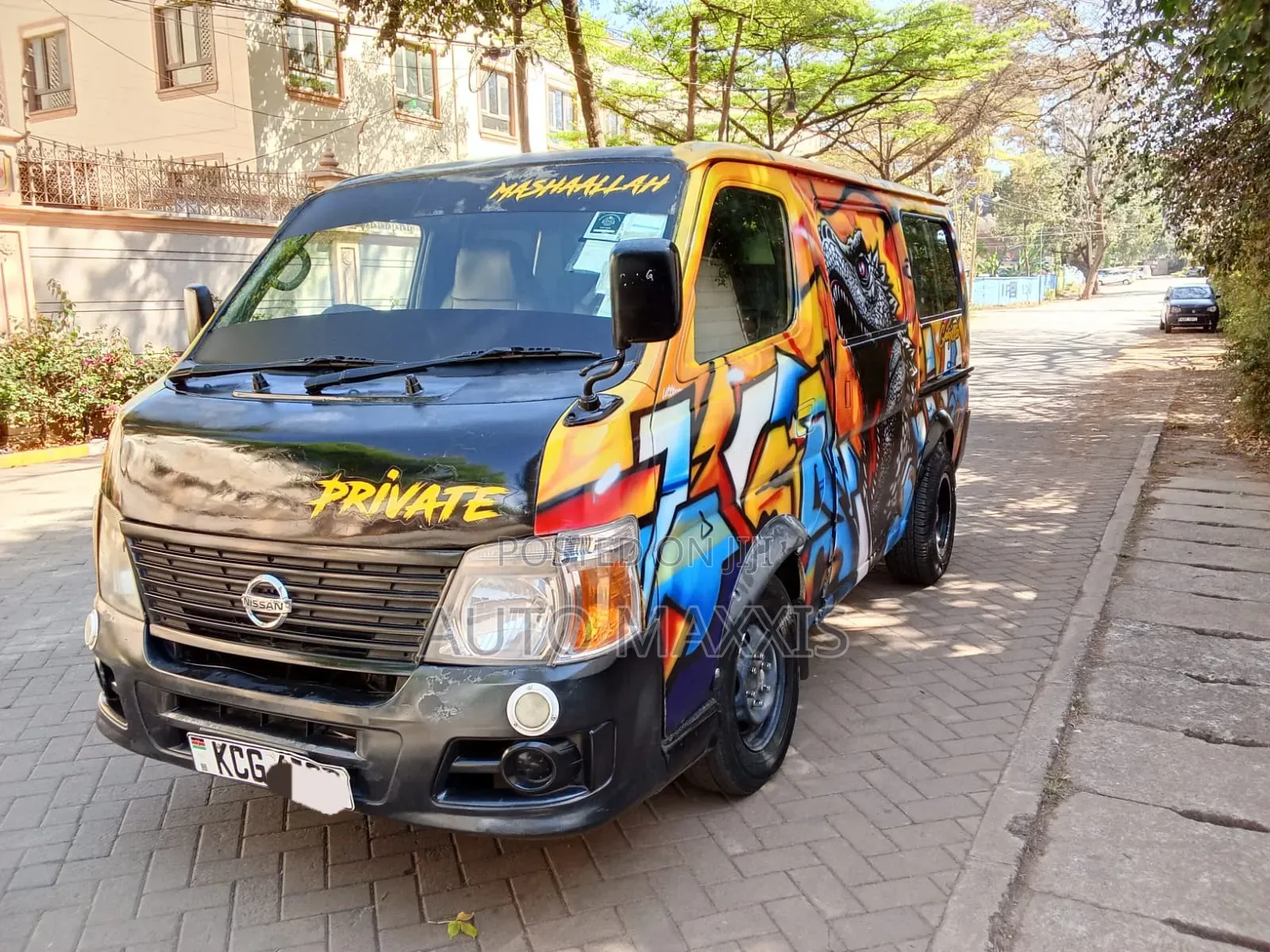 Nissan Caravan (Urvan) 2007 Yellow