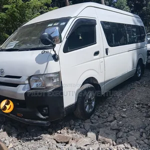 Toyota HiAce 2008 White