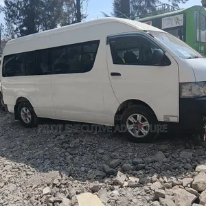 Toyota HiAce 2008 White