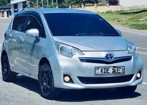 Toyota Ractis 2014 Silver