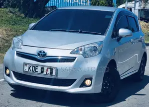 Toyota Ractis 2014 Silver