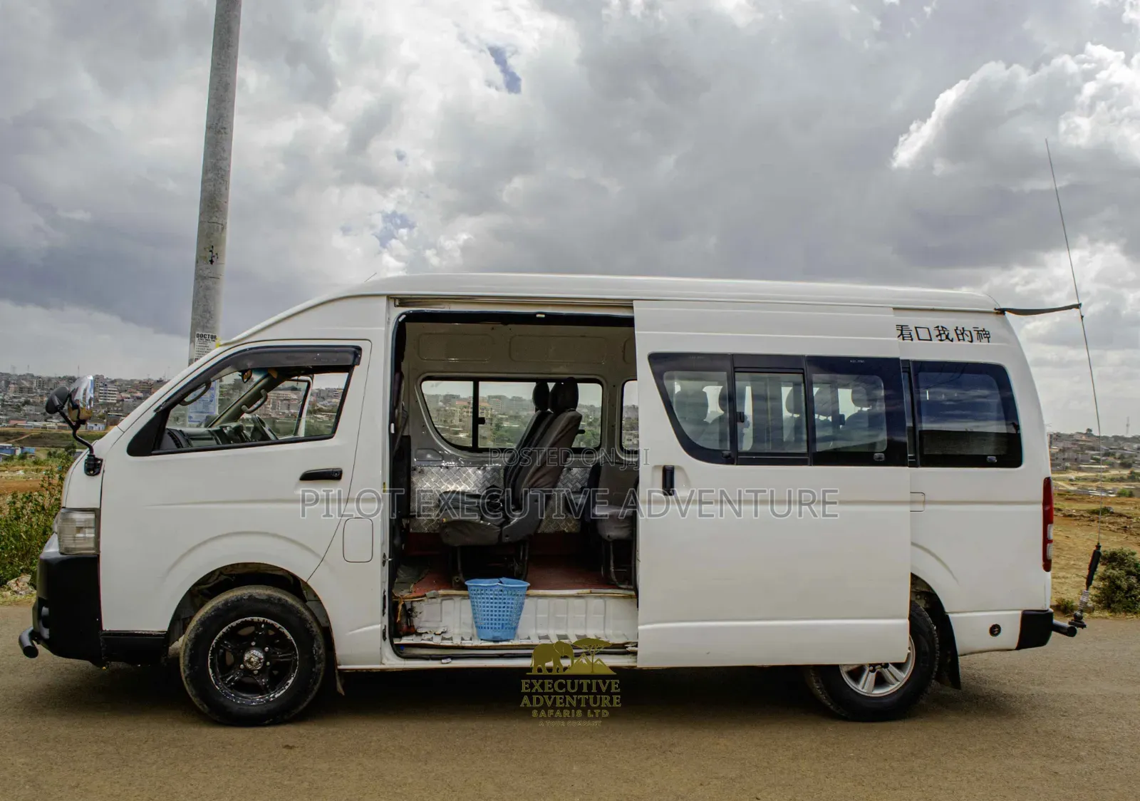 Toyota Coaster 2005 White