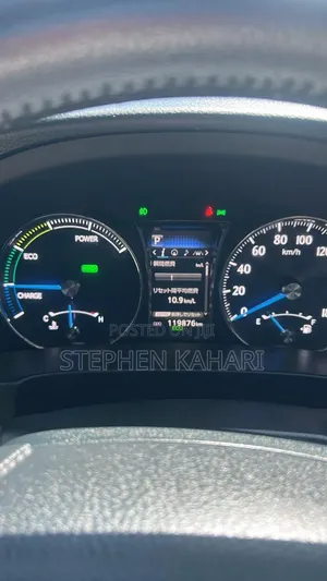Toyota Crown 2018 Blue