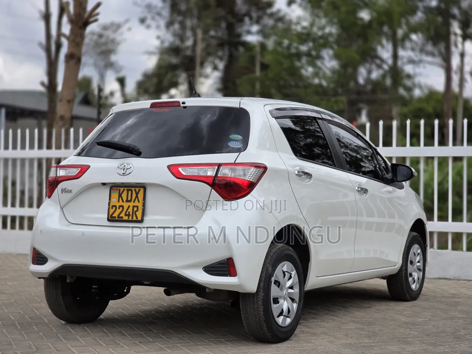 Toyota Vitz 2019 Silver
