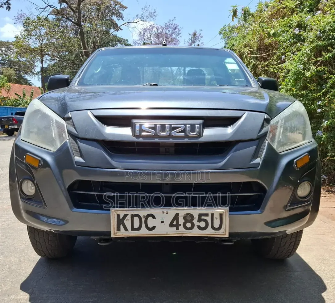 Isuzu D-MAX 2022 Gray