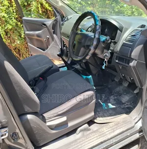 Isuzu D-MAX 2022 Gray