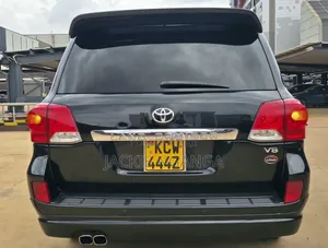 Toyota Land Cruiser 2012 Black