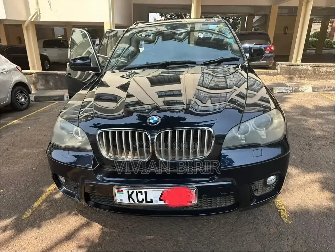 BMW X5 2010 Black
