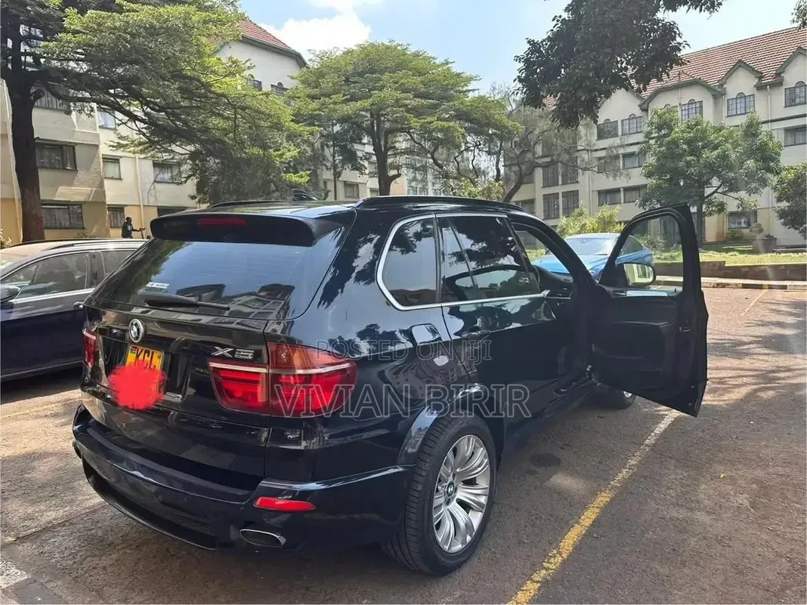 BMW X5 2010 Black