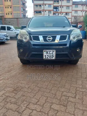 Nissan X-Trail 2.0 Petrol AWD 2013 Black