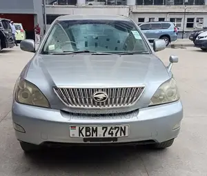 Toyota Harrier 2004 Blue