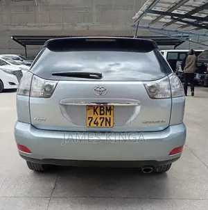 Toyota Harrier 2004 Blue