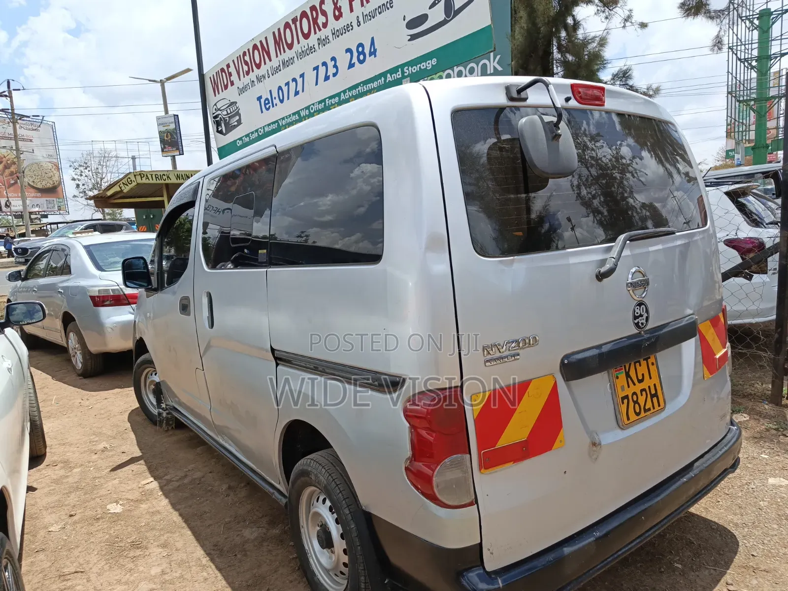 Nissan NV200 2011 Silver
