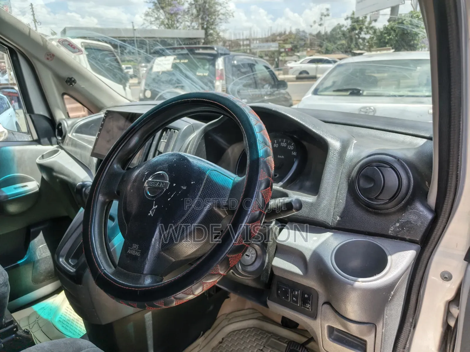Nissan NV200 2011 Silver