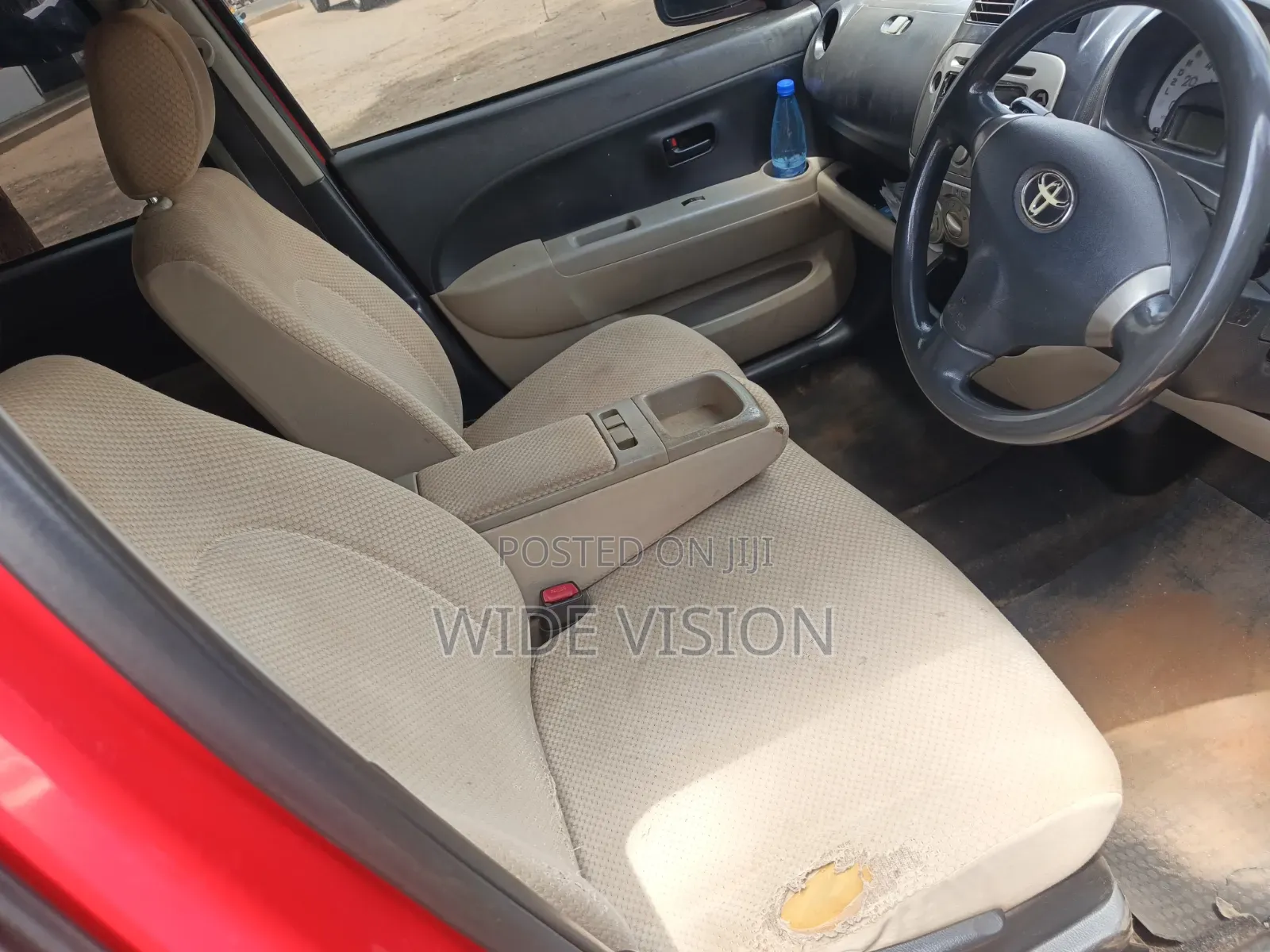 Toyota Passo 2005 Red