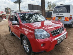 Nissan X-Trail 2013 Red