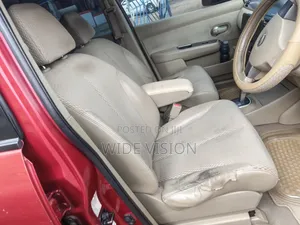 Nissan Tiida 2011 Red