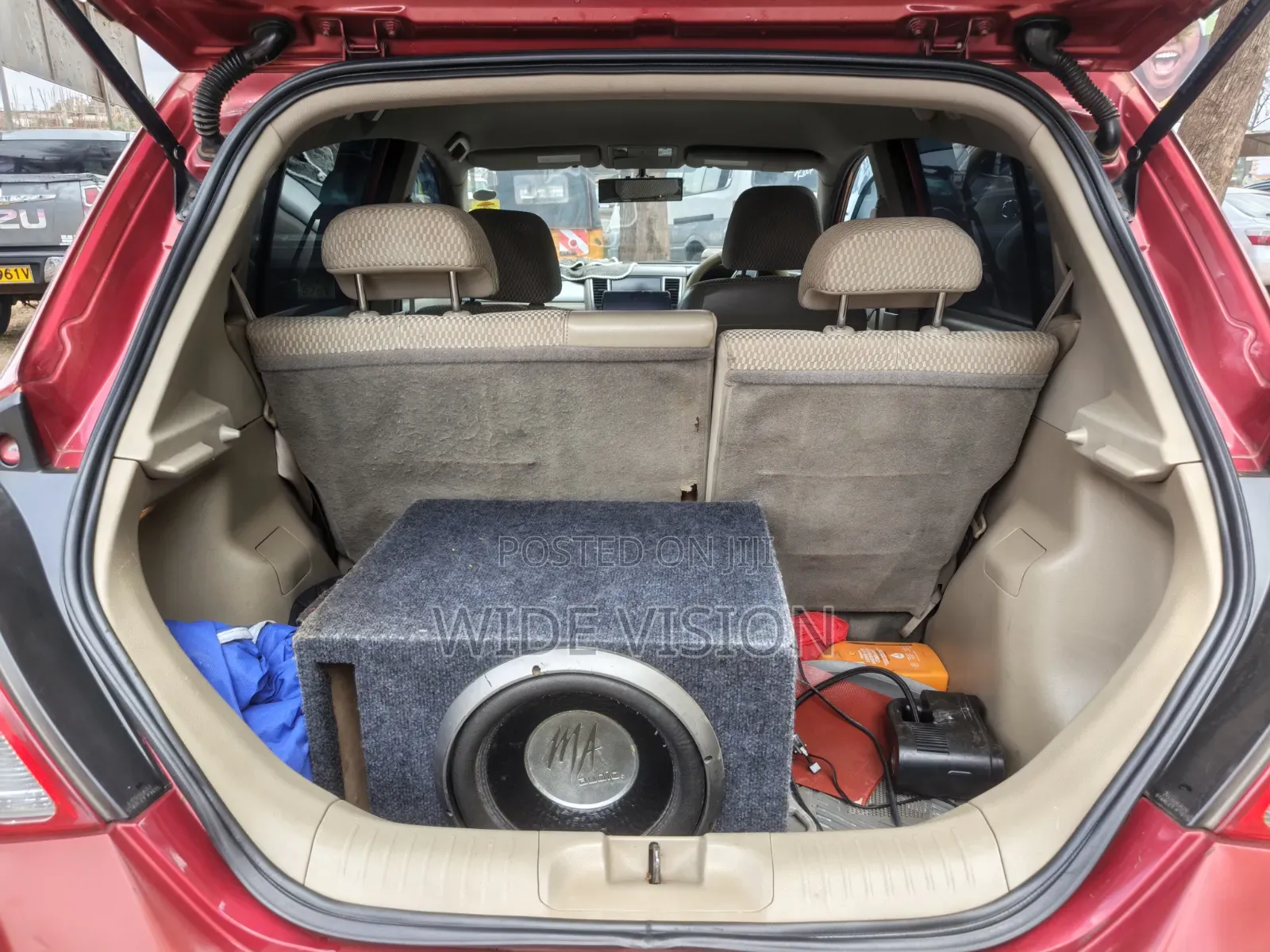 Nissan Tiida 2011 Red