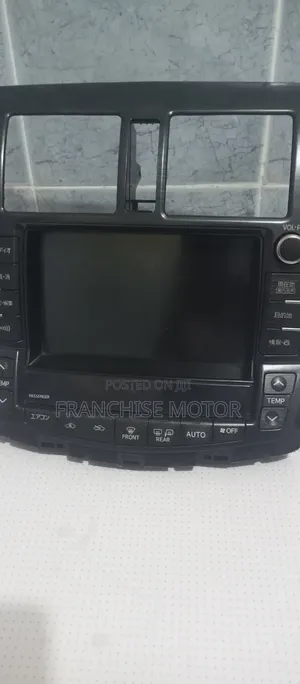 Toyota Crown Radio / Screen