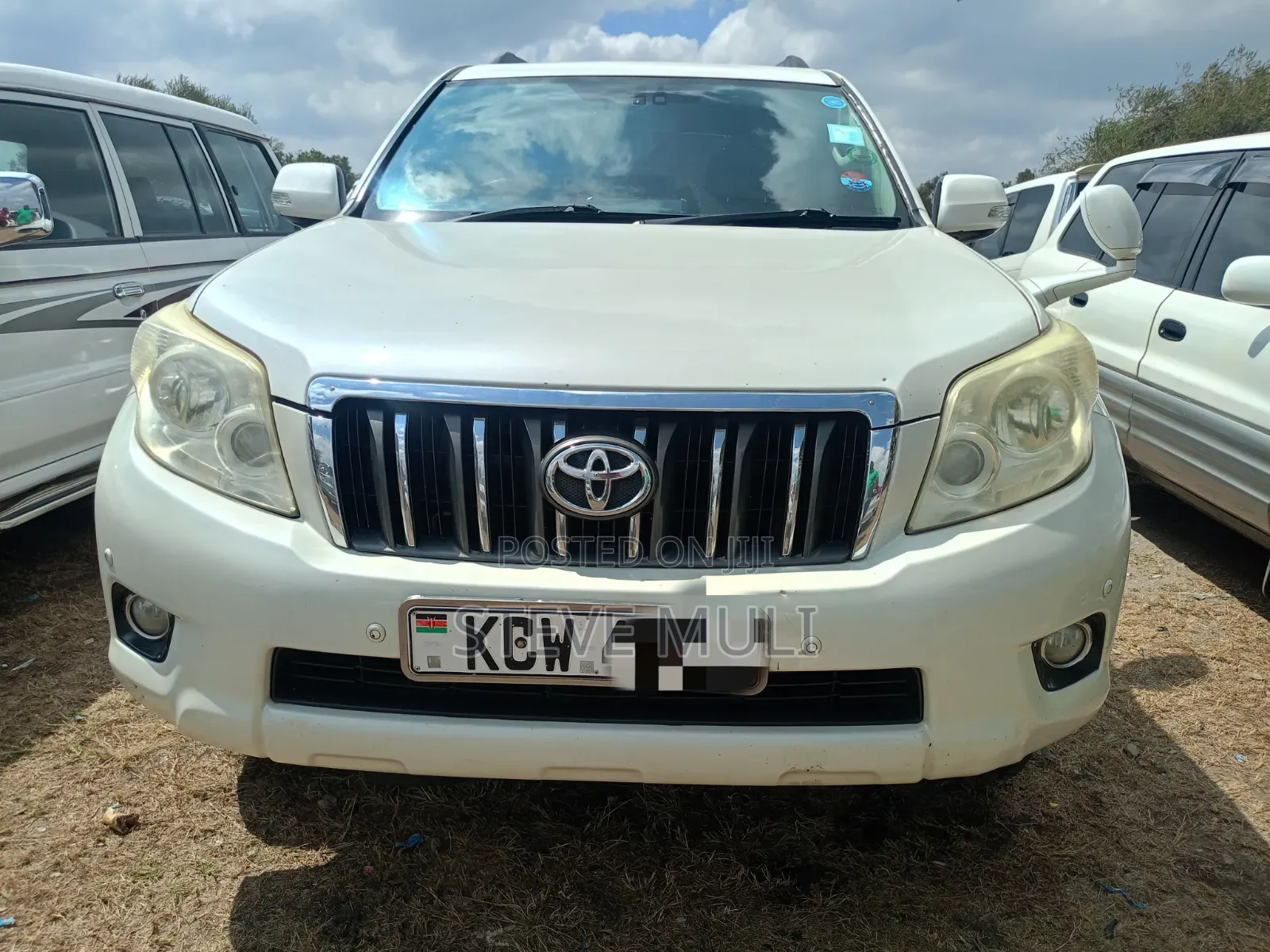 Toyota Land Cruiser Prado 2013 White