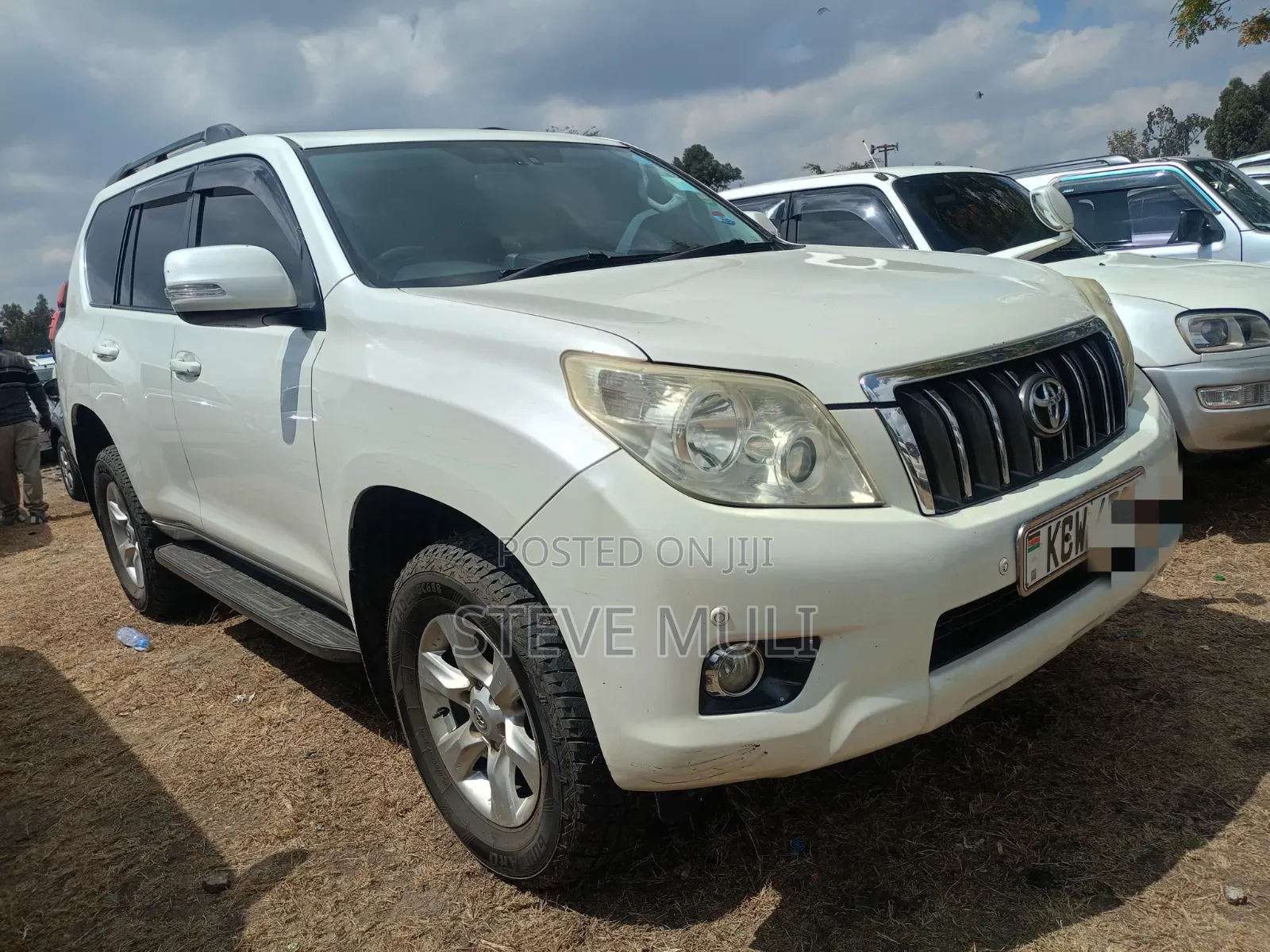 Toyota Land Cruiser Prado 2013 White