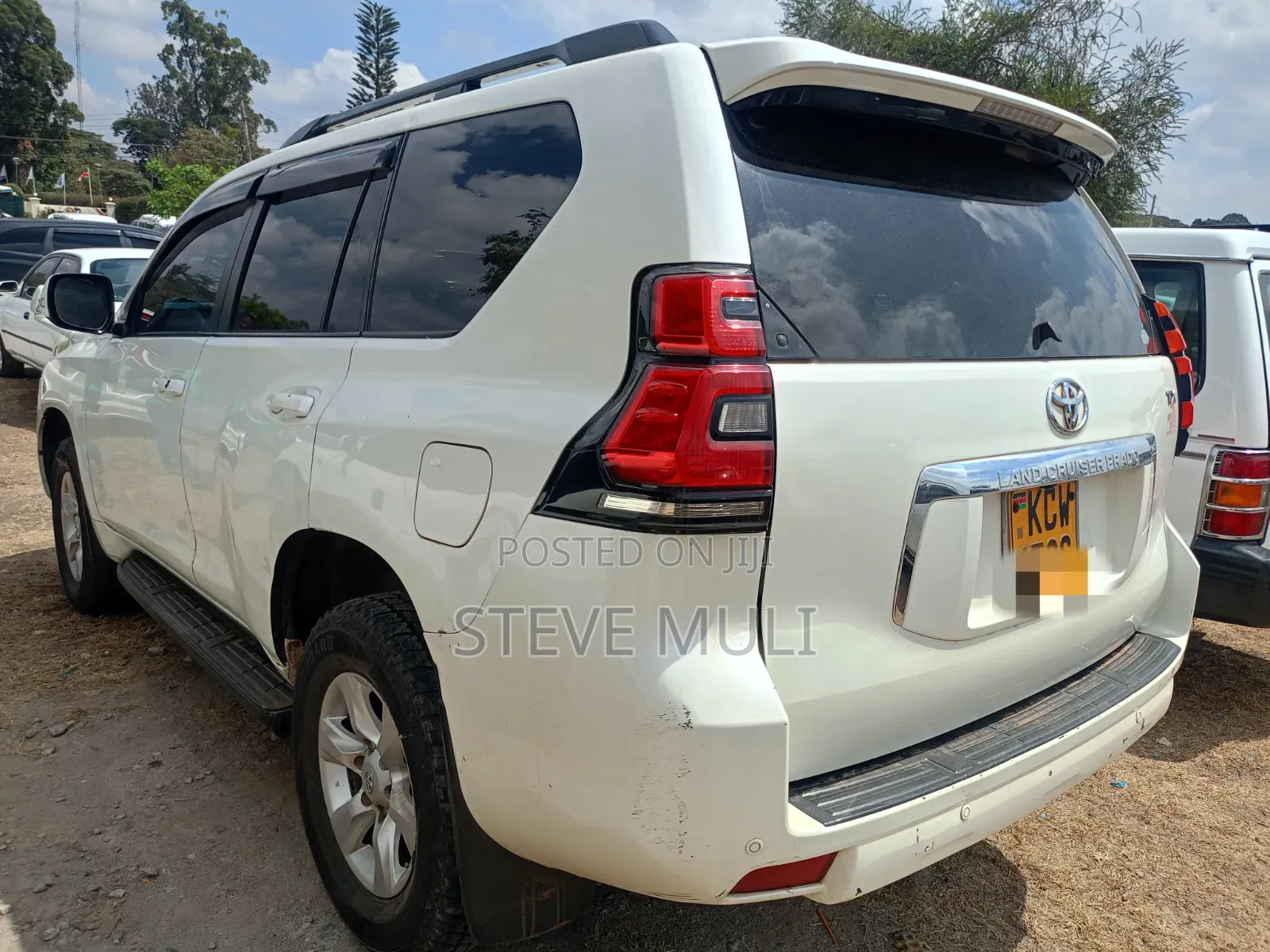 Toyota Land Cruiser Prado 2013 White