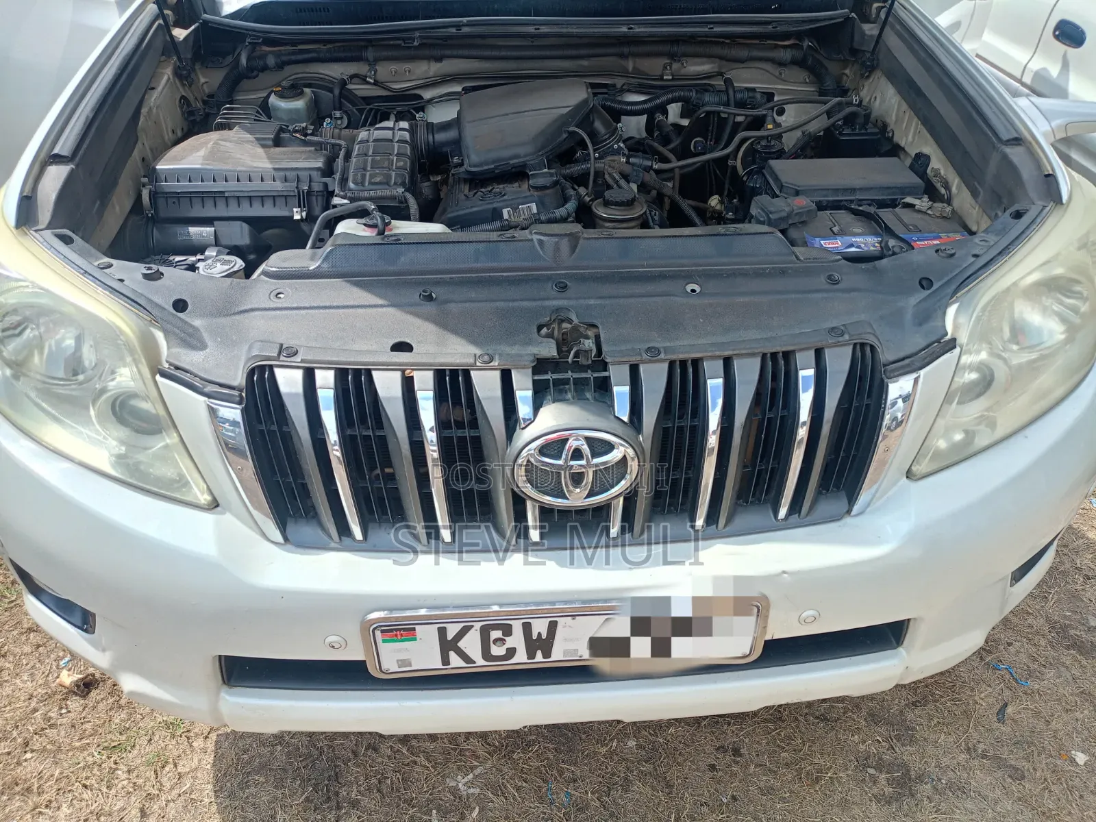 Toyota Land Cruiser Prado 2013 White